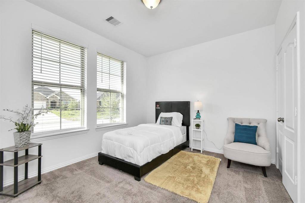 Bedroom #4 / Study