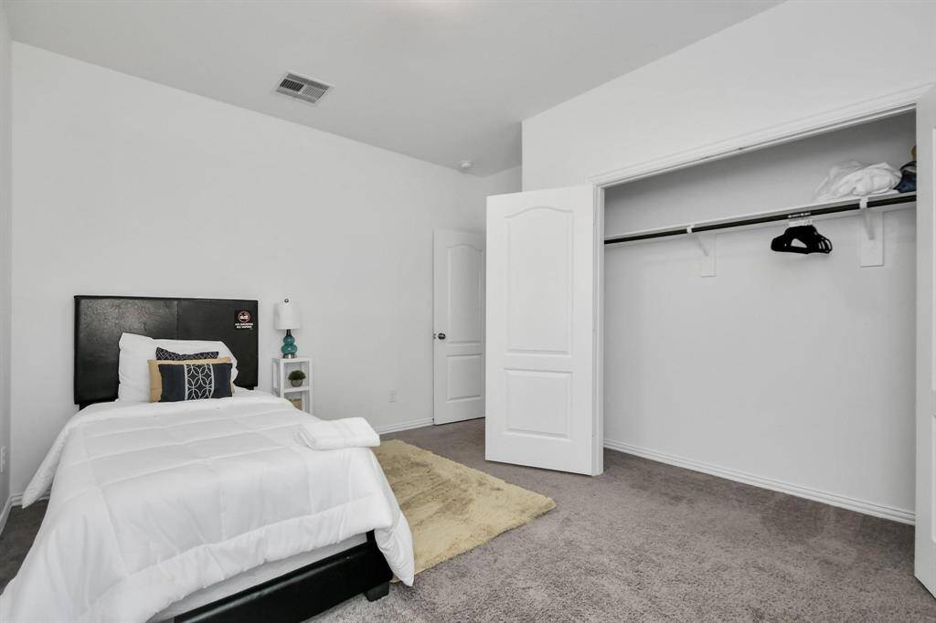 Bedroom #4 / Study