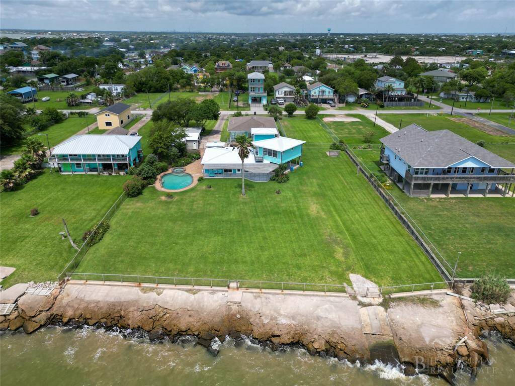 150' of Waterfront on Galveston Bay
