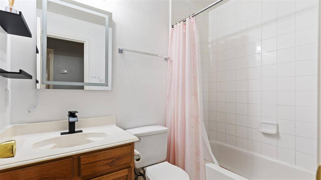 Secondary Bath