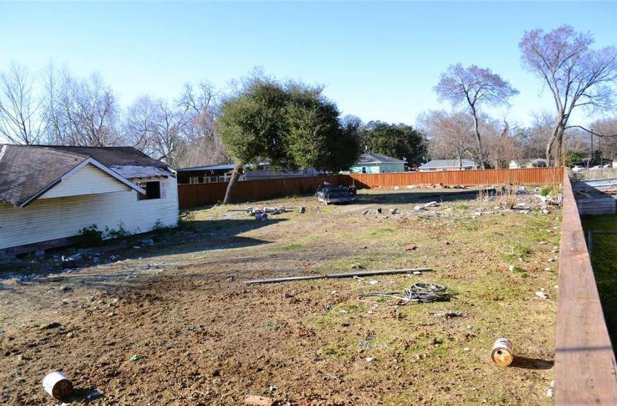 Lot View