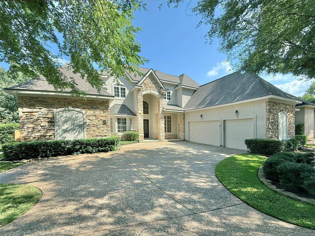 Welcome Home to 91 N Hunters Crossing