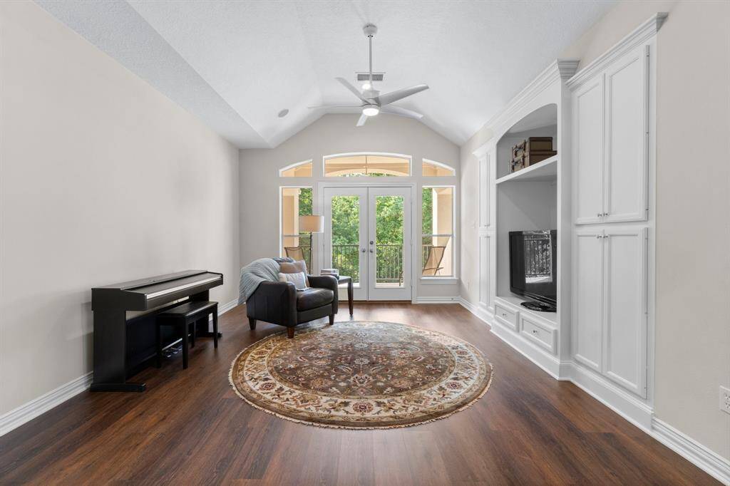 Upstairs Study Nook