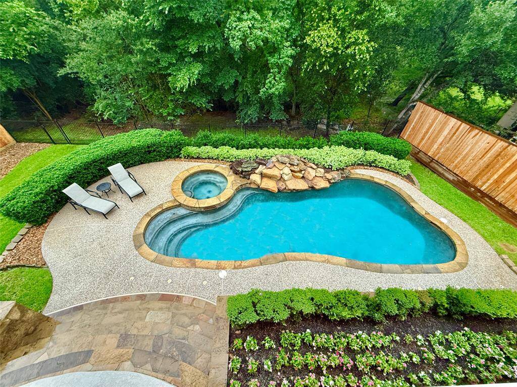 Your private backyard oasis