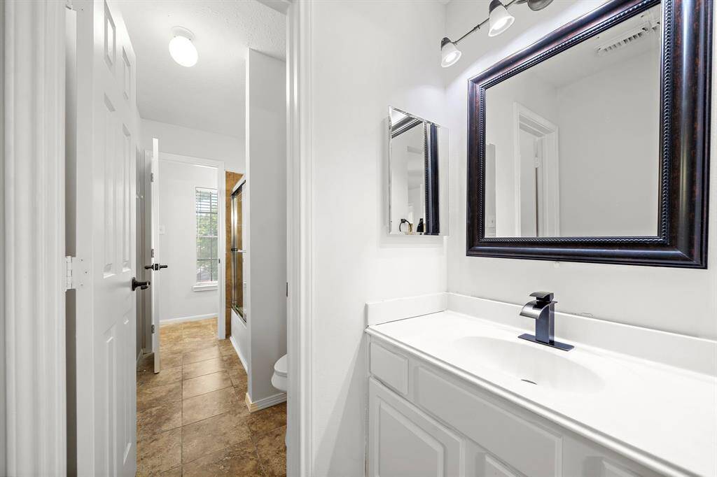 Upstairs Jack and Jill bathroom