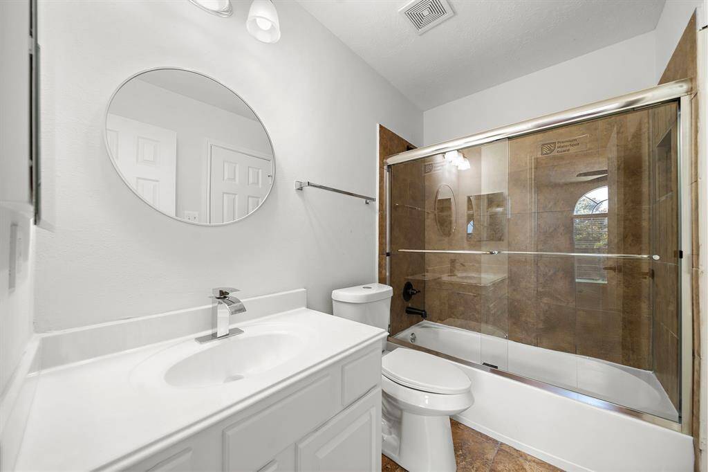 Upstairs bathroom