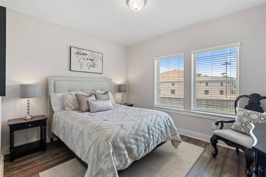 One of the two secondary bedrooms.