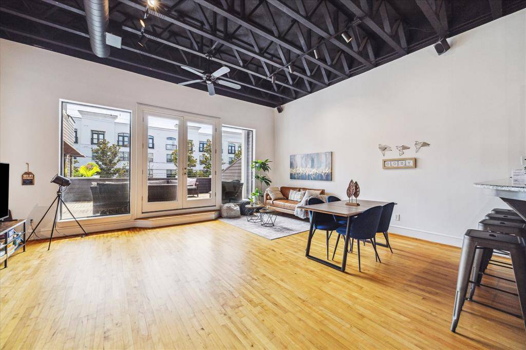 Hardwood floors throughout and soaring ceilings!