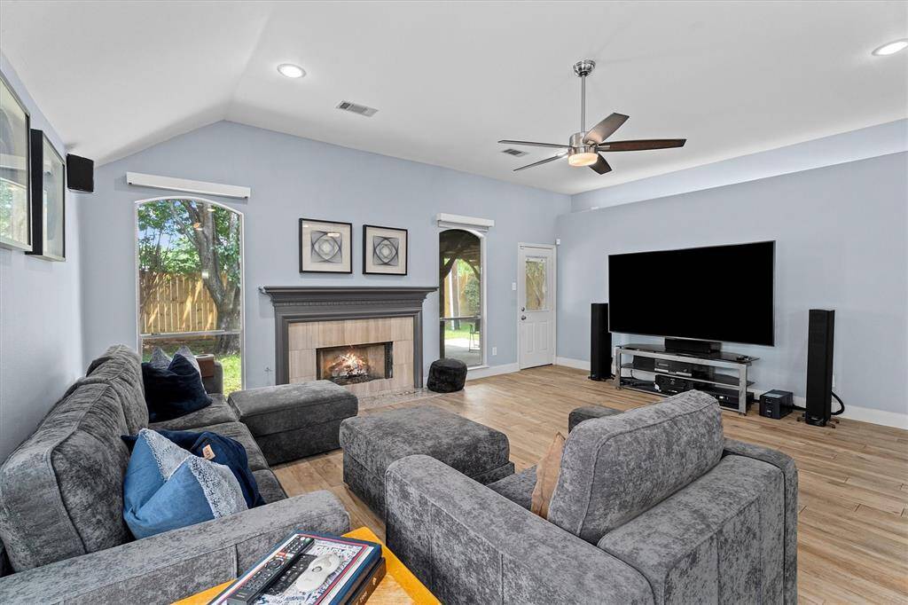 additional view of this stunning living space