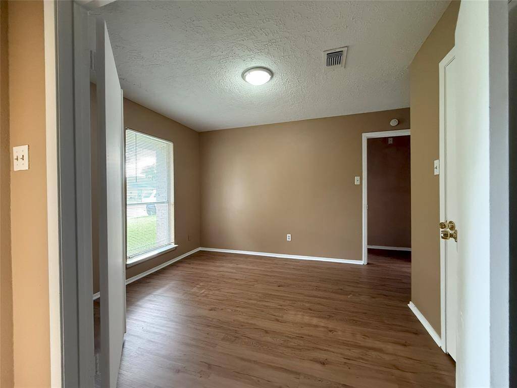Office/ 4th Bedroom