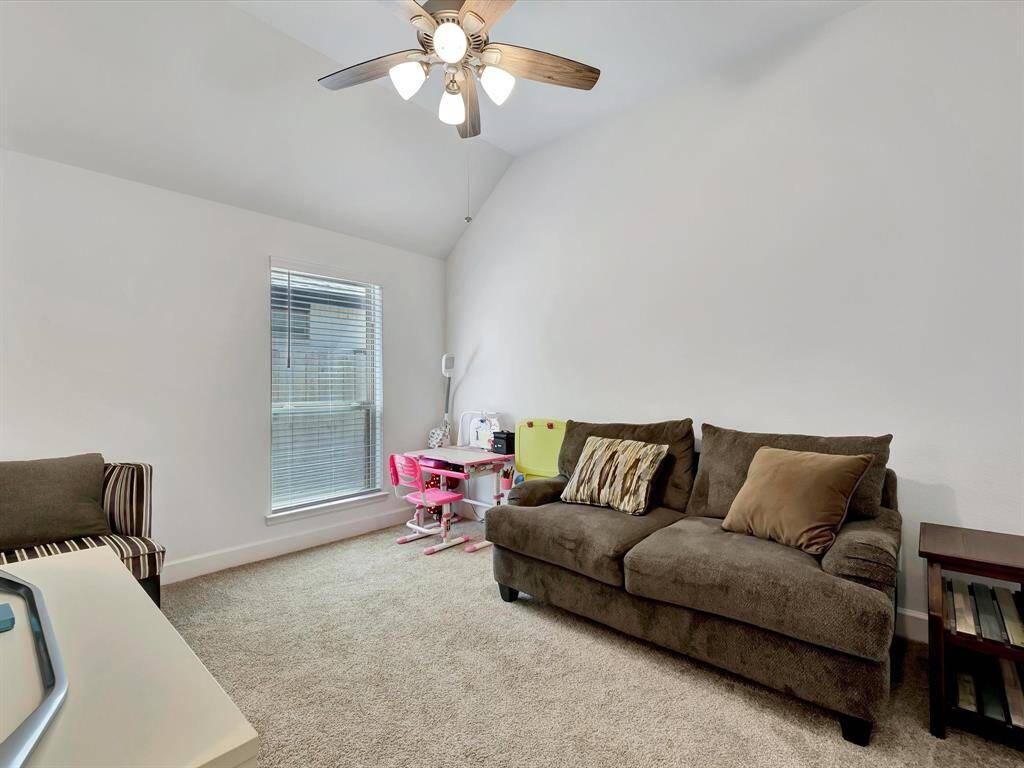 Guest Bedroom 1