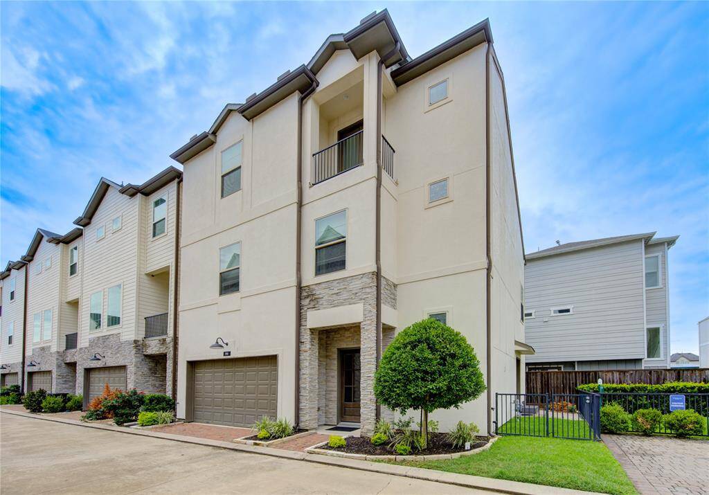 Striking corner home with charming curb appeal, located on one of the best lots in the community. Enjoy extra green space, no neighbor on one side, and additional guest parking just steps away.