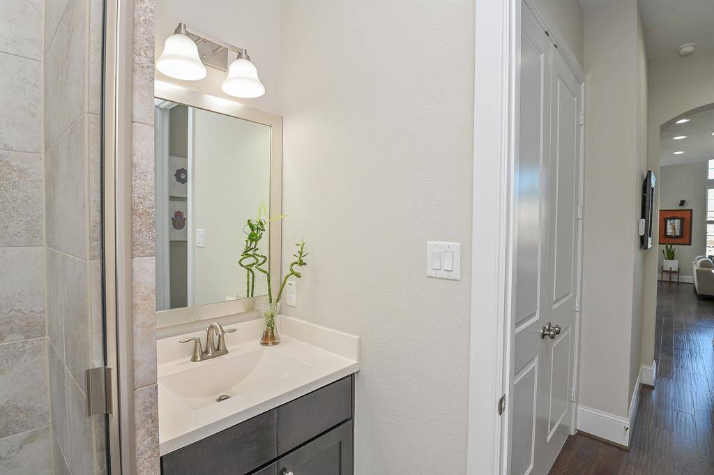 From top to bottom, this great view shows the true size of this home!
