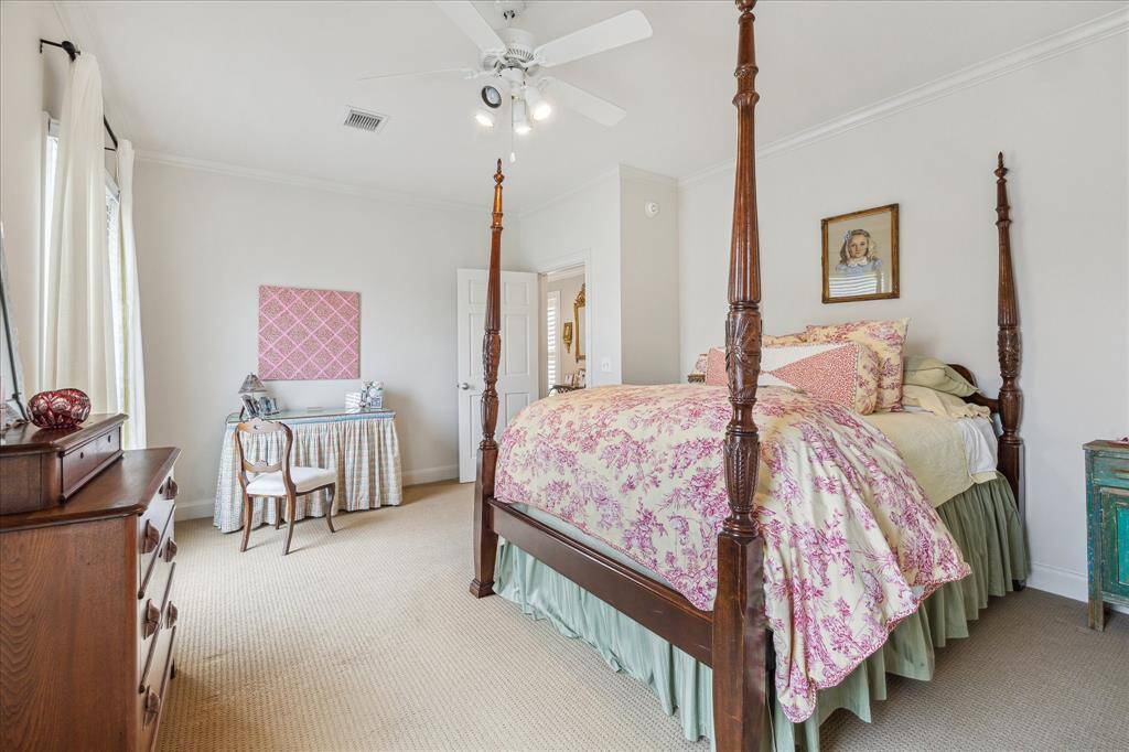 Another view of 2nd  bedroom.