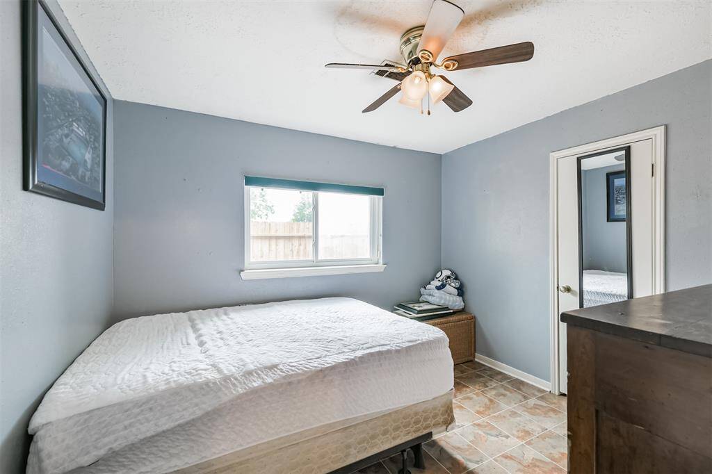 Secondary Bedroom