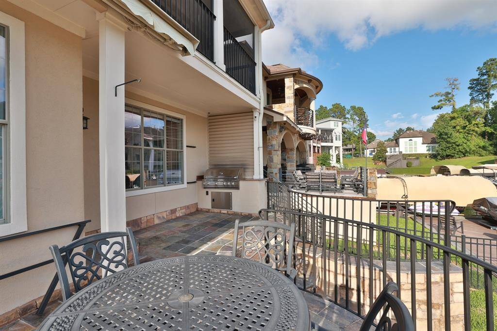 Enough room for a table to sit outside and enjoy the views while you eat