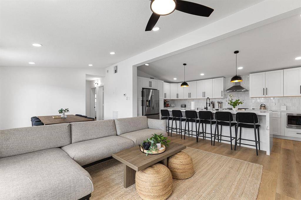Complete furnished home!