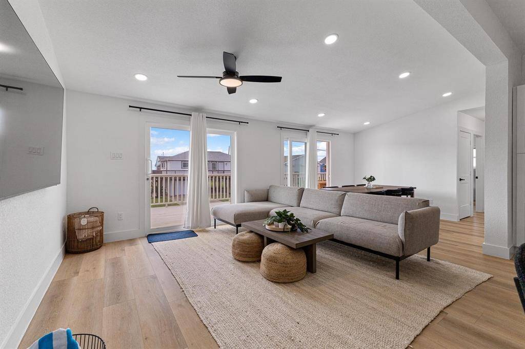 Complete furnished home!
