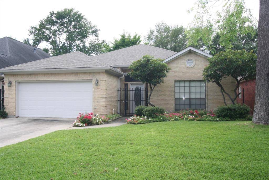 3 Bedroom 2 Bath in Champions Place