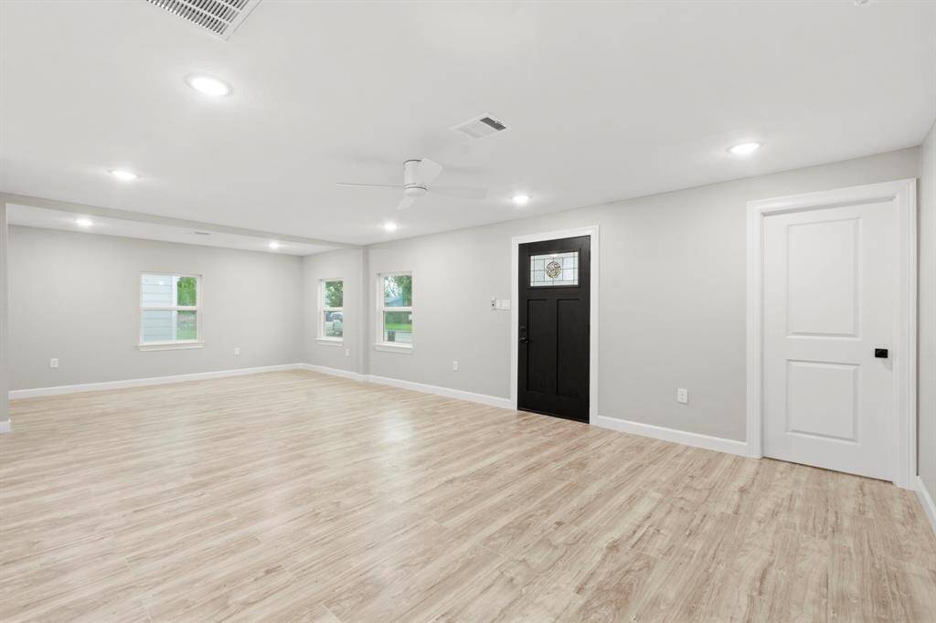Dining/Living area
