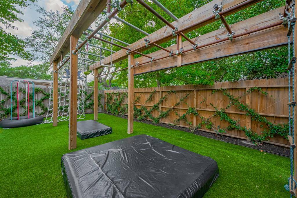 BACKYARD - A little ninja's paradise!