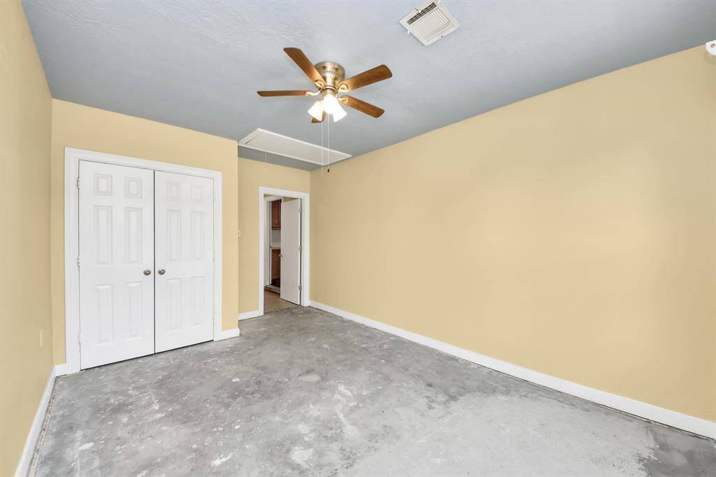 Extra bedroom, carpet has been installed
