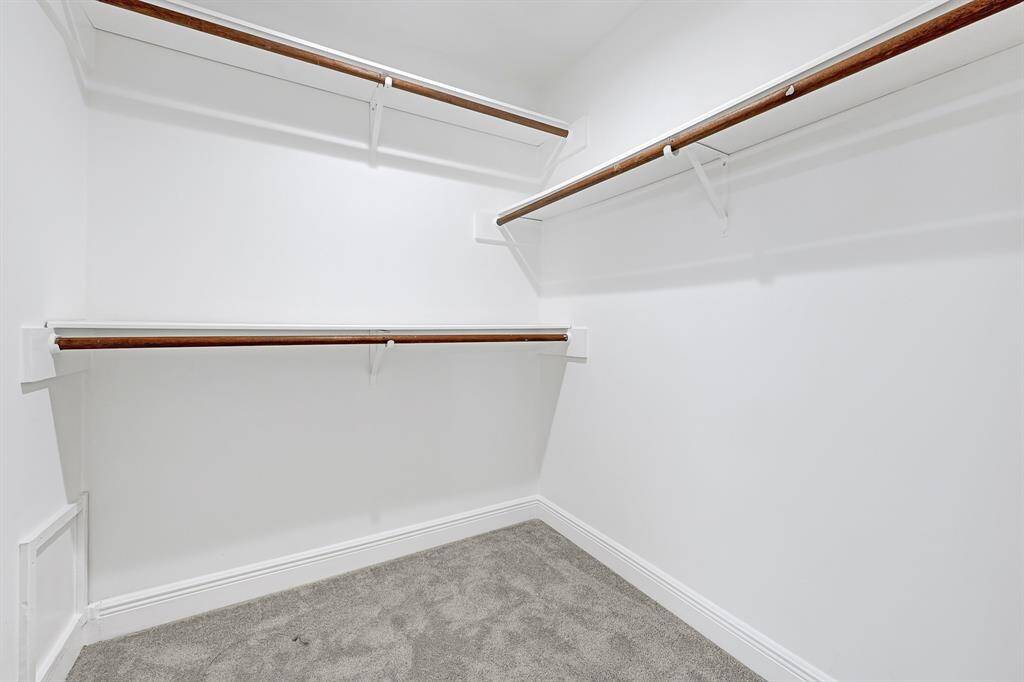 Walk-in closet