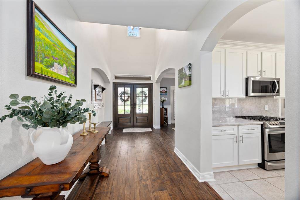 A look from the living room towards the front doors.