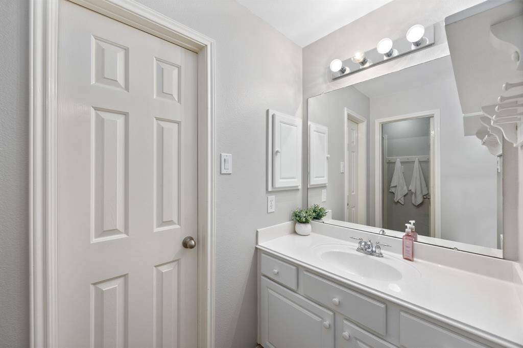 Jack and Jill bathroom side for bedroom #5.