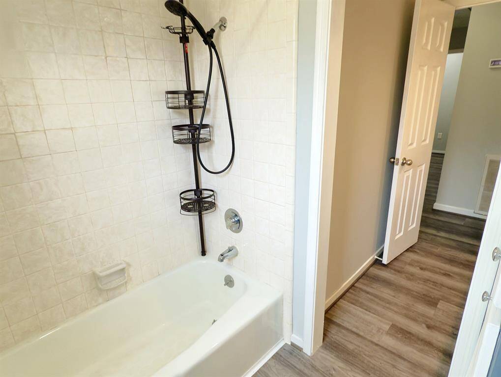 Secondary Bath