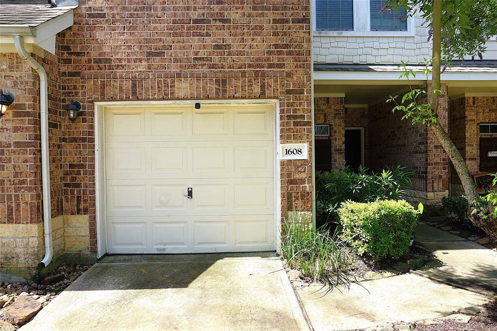 One car garage with a long private driveway on a premium cul-de-sac street with additional parking available for your guests!