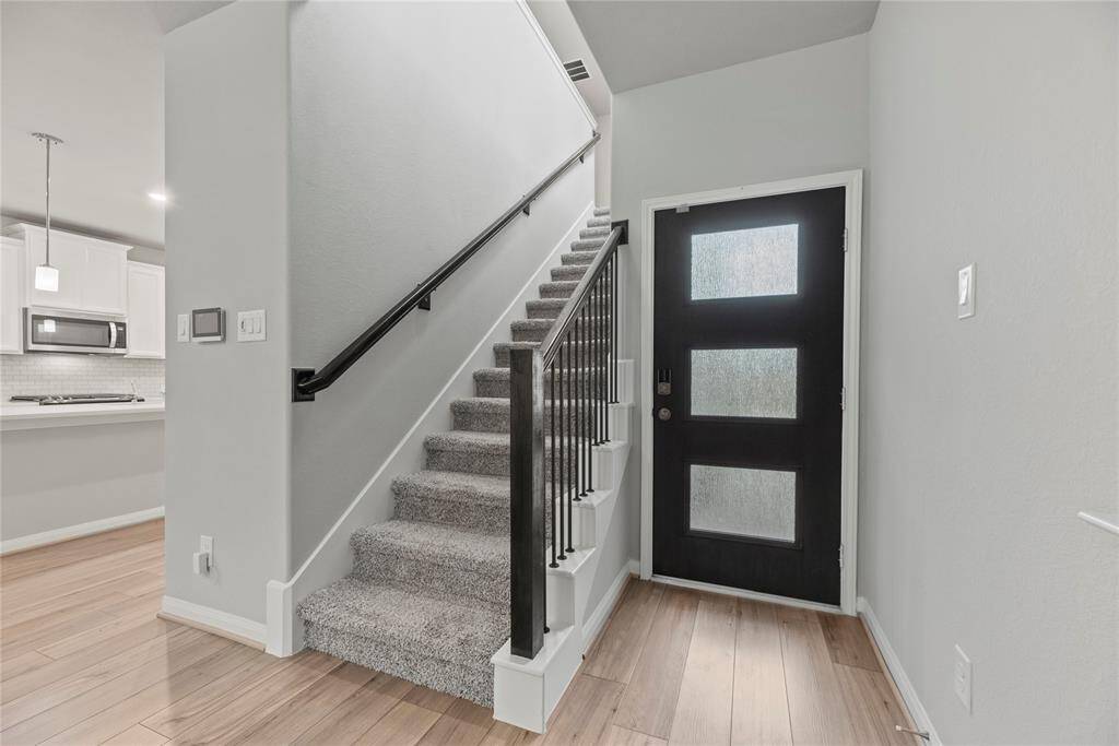 Now let's take a look upstairs!