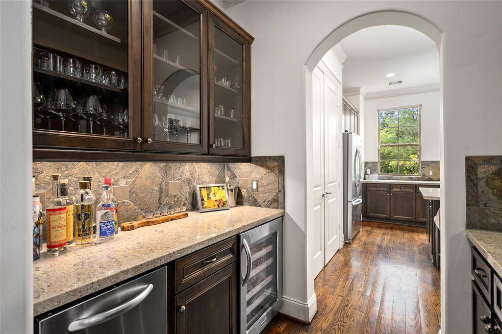 Butlers Pantry, Wine Fridge, Ice Maker and tons of extra storage