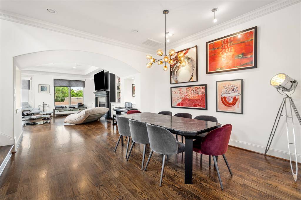 Open Concept but still feels like it has separate spaces