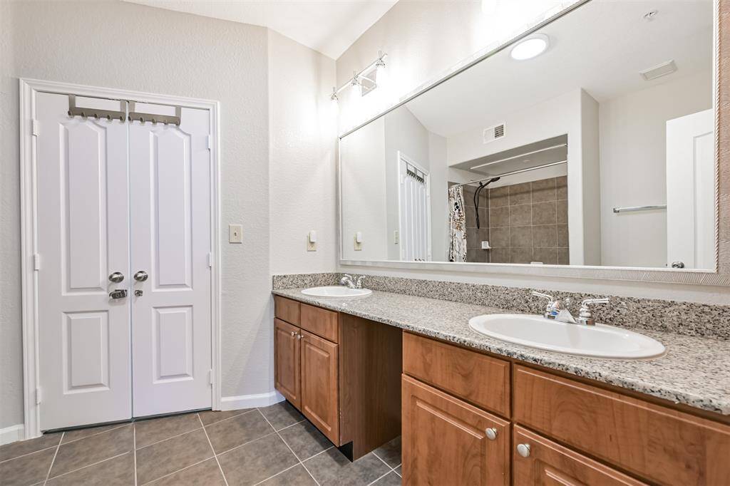 Double sinks and updated lighting!