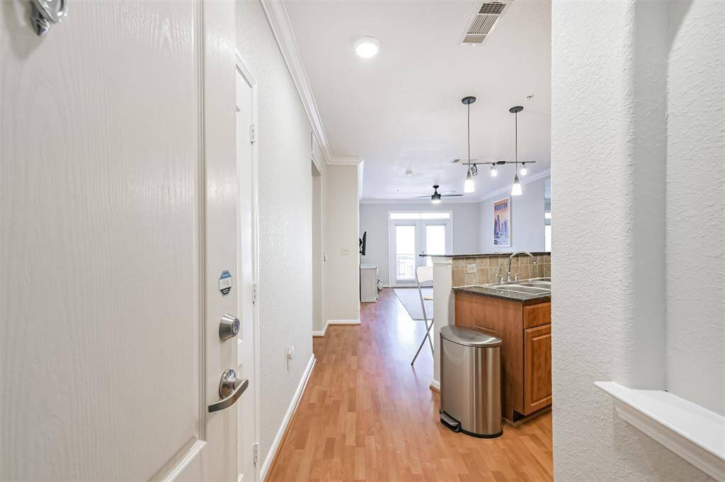 As soon as you open the door, you'll see how well maintained this condo is.