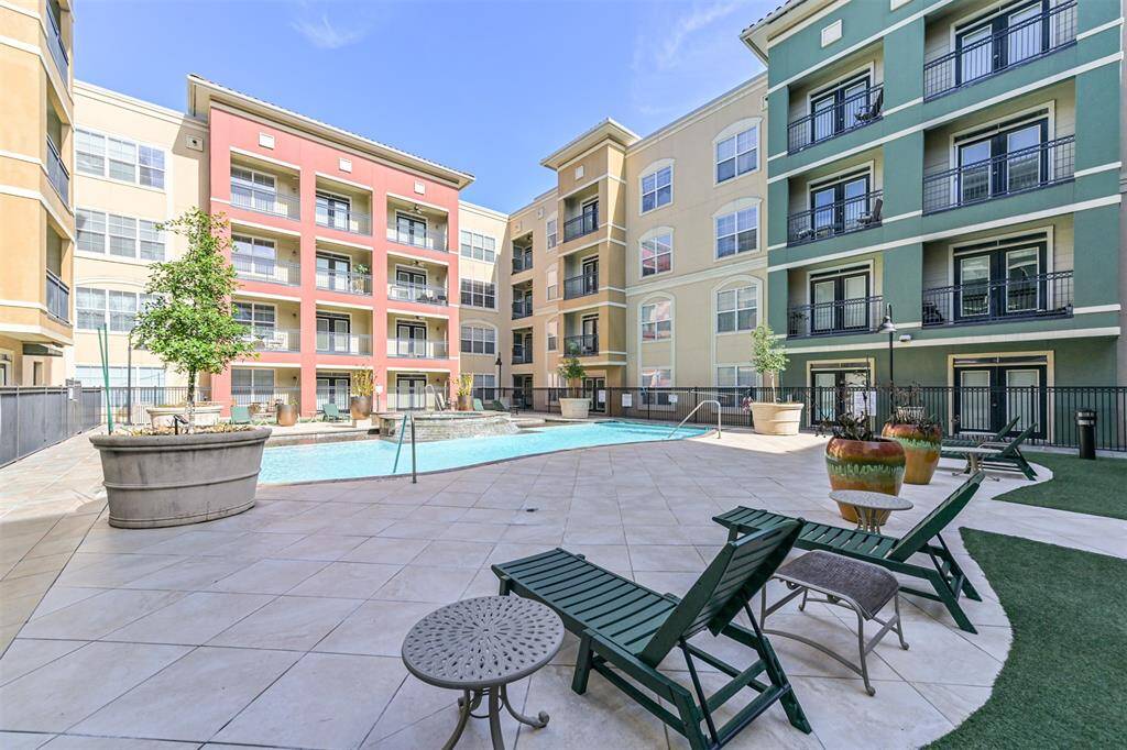 Beautiful pool area!