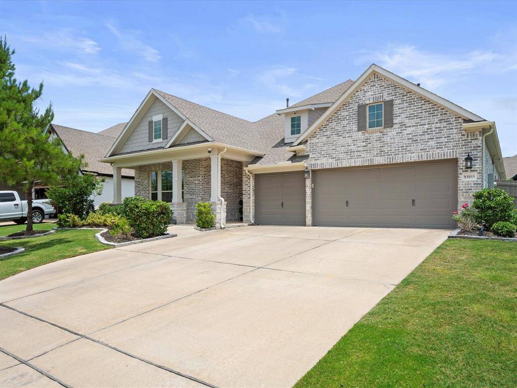 Don't skip out on this home, it has all of the bells & whistles!