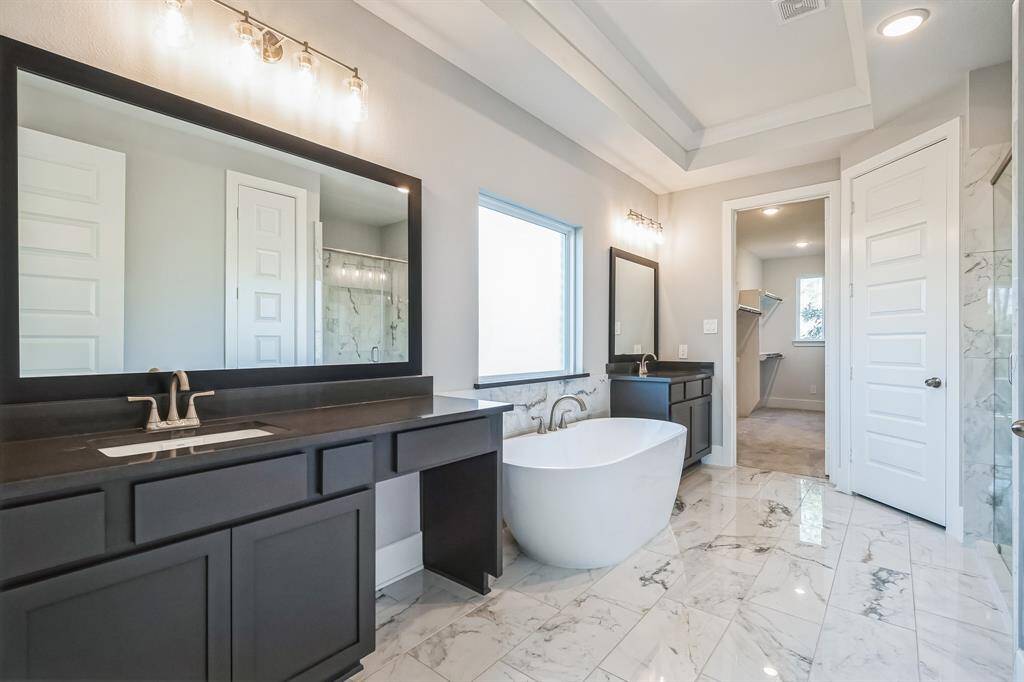 Primary bath