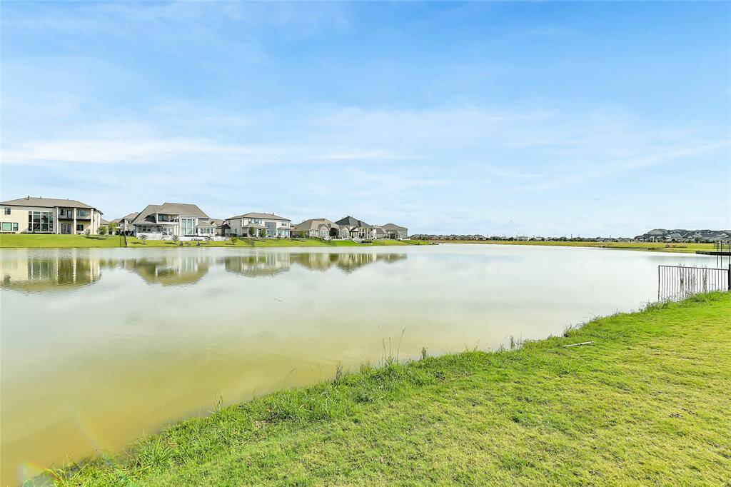True waterfront lot with plenty of space to build a boat dock or floating sun deck.