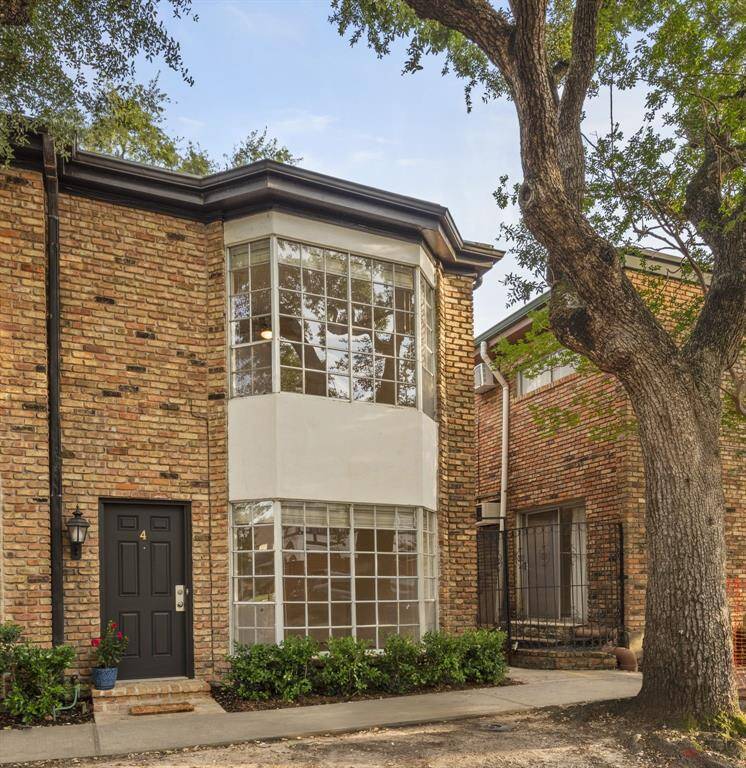 Welcome to 1841 Marshall St #4