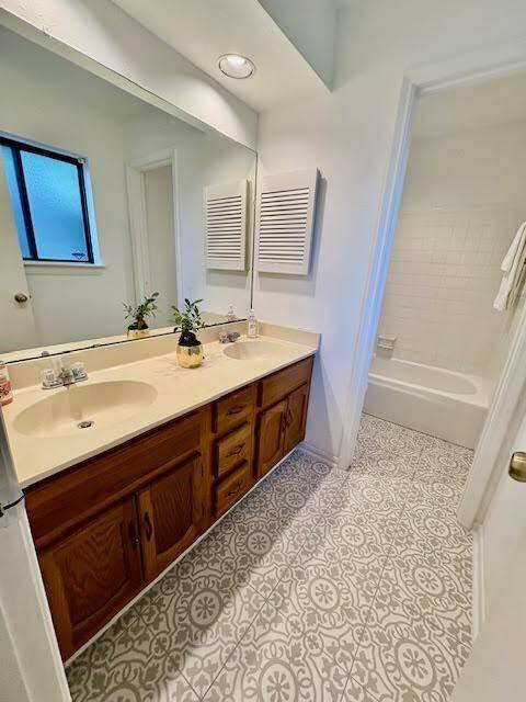 Master Bath En Suite