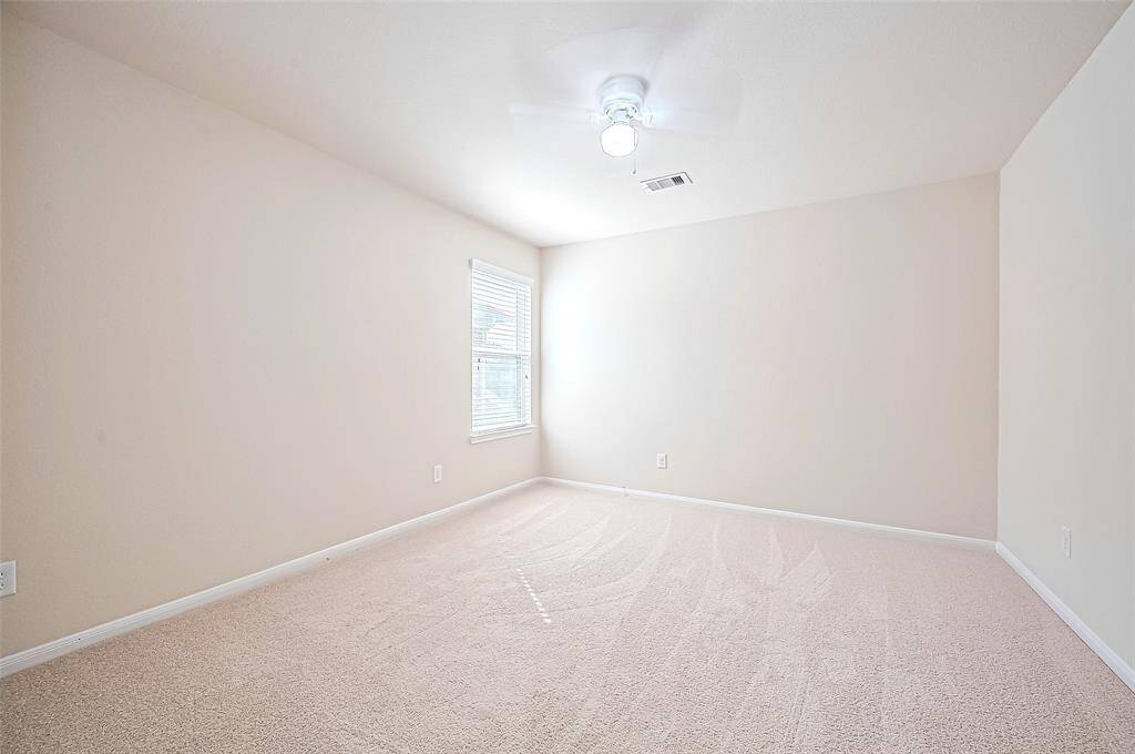 Bedroom#3 spacious and plenty of Natural light