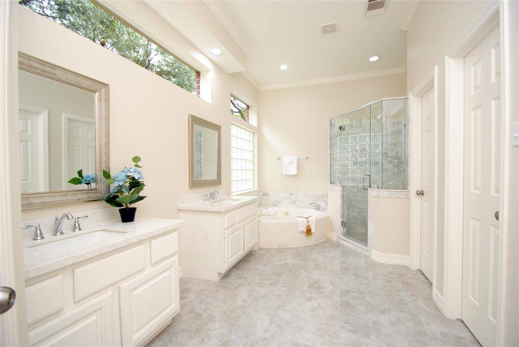 This spa like bathroom is so relaxing you will never want to leave.