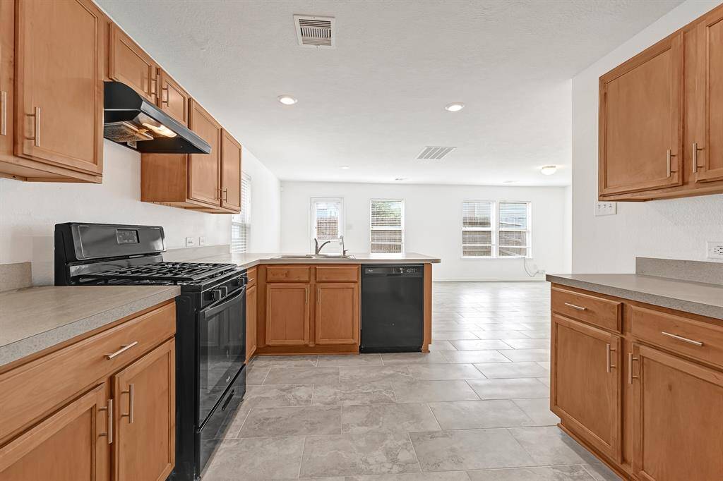 Kitchen 4th View