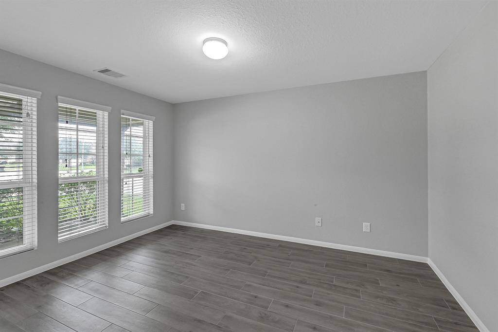 Great front yard view and street from your office