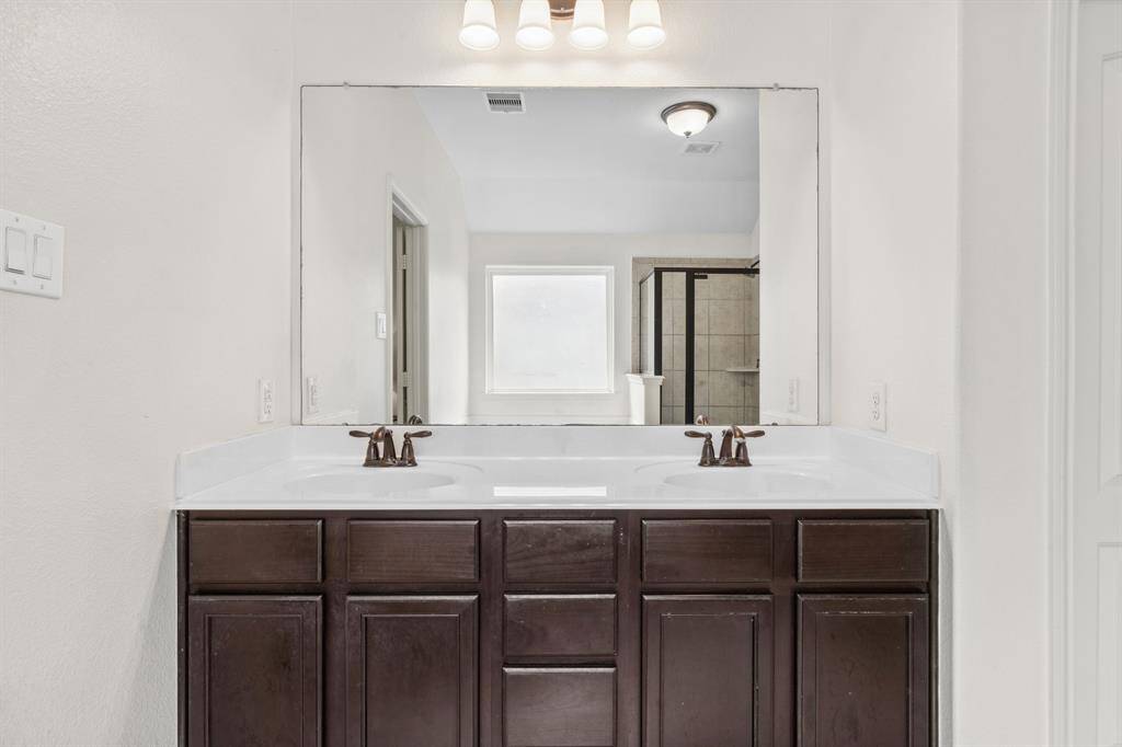 Double vanity with great storage space