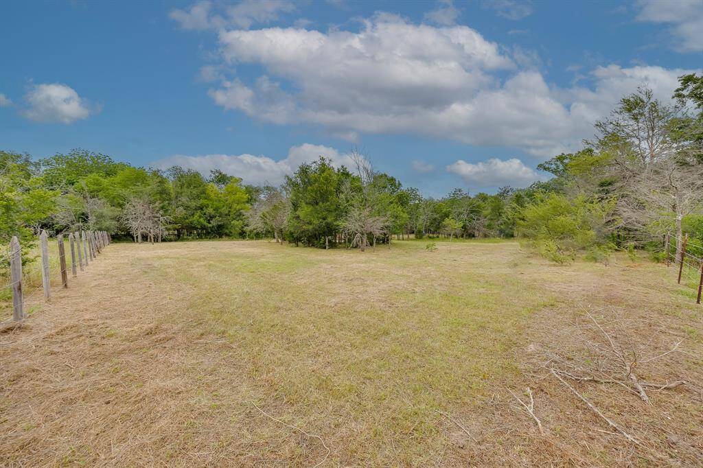 With this acreage, there is so much potential!