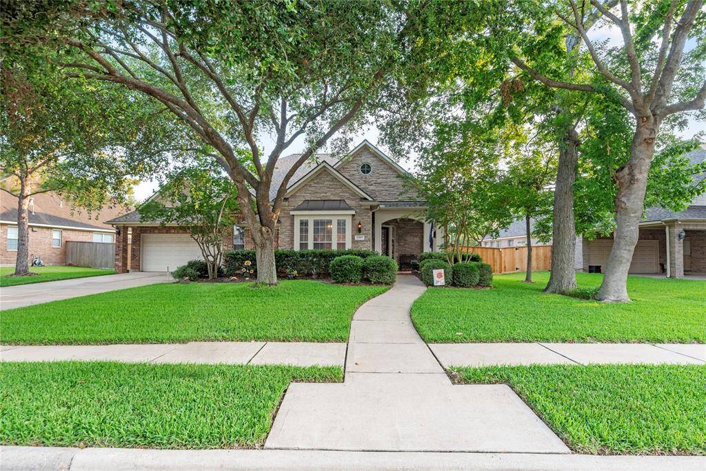 Village Builders presents a stunning home featuring elegant design and luxurious details throughout — the perfect blend of style and comfort to create your ideal home sweet home.