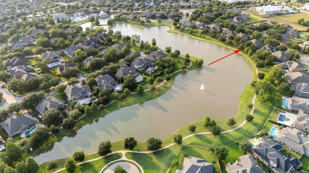 This lake-front gem offers beauty, privacy, and unmatched serenity — all in one picture-perfect setting.